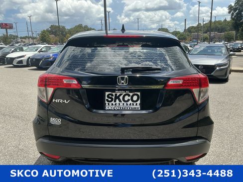 Used 2021 Honda HR-V LX image 4