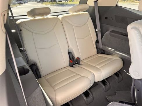 Certified 2023 Cadillac XT6 Premium Luxury image 30