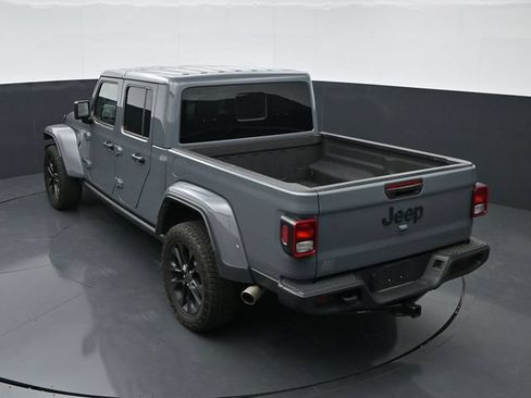 Used 2025 Jeep Gladiator Sport AWD/4WD image 33