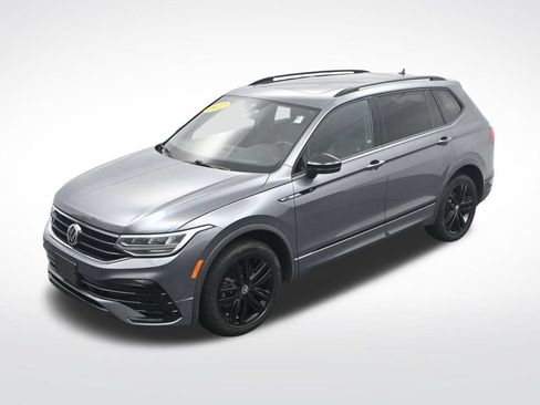 Used 2022 Volkswagen Tiguan SE R-Line AWD/4WD image 28
