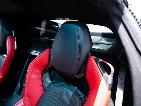 Used 2023 Chevrolet Corvette Stingray Preferred Cpe w/ Z51 Performance Package RWD image 33