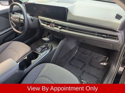 Used 2025 Kia K4 FWD image 35