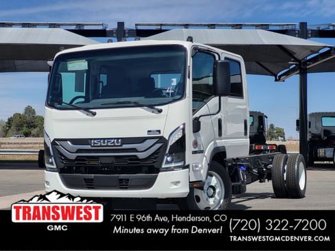 New 2026 Isuzu NPR HD image 1