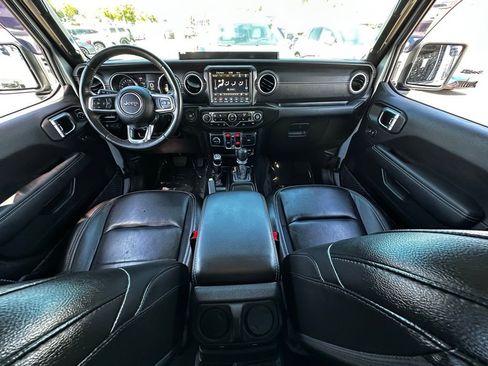 Used 2023 Jeep Wrangler Unlimited Sahara w/ Cold Weather Group AWD/4WD image 16