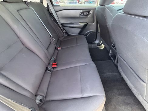 Used 2024 Nissan Rogue S AWD/4WD image 15