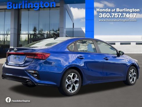 Used 2019 Kia Forte LXS FWD image 6