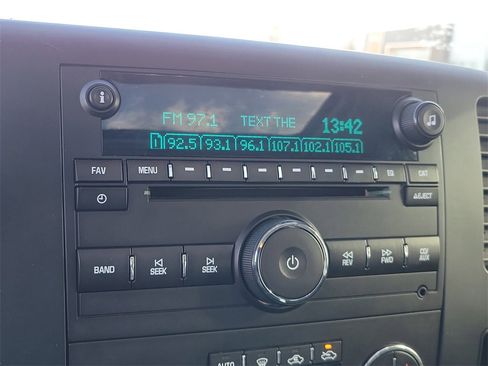 Used 2010 Chevrolet Silverado 2500 LT image 21