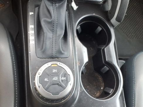 Used 2023 Ford Bronco Outer Banks AWD/4WD image 16
