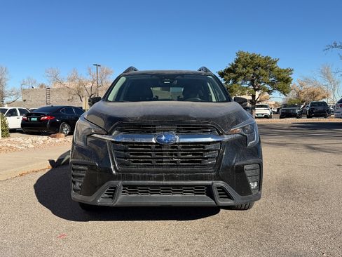 Used 2023 Subaru Ascent Limited image 2