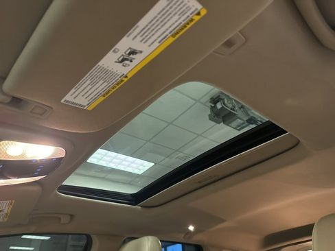 Used 2017 Jeep Grand Cherokee Limited w/ Trailer Tow Group IV image 16