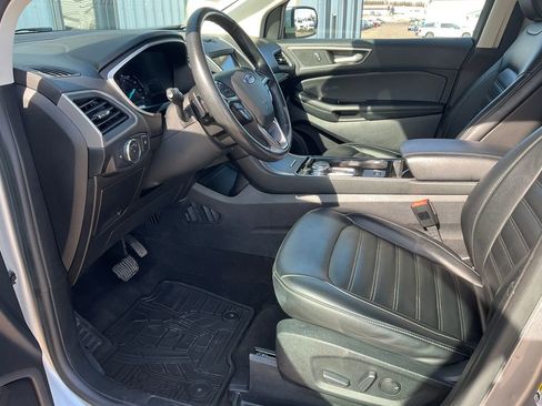 Used 2020 Ford Edge SEL image 2