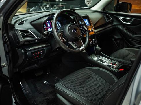 Used 2022 Subaru Forester Premium image 9