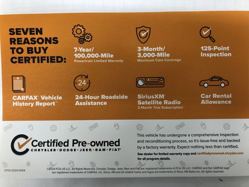 Certified 2024 Chrysler Pacifica Limited w/ Trailer Tow Group FWD image 3