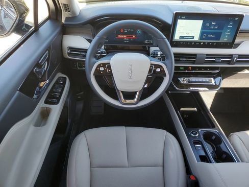 New 2026 Lincoln Corsair Grand Touring image 16