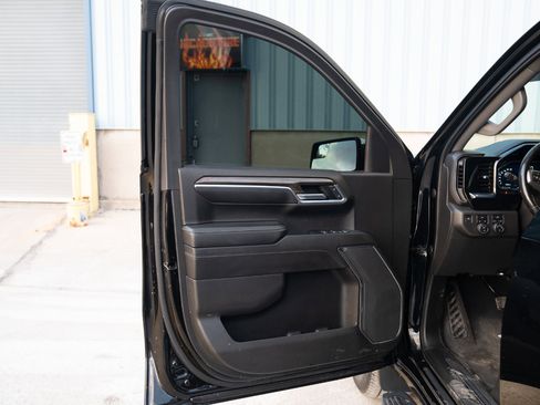 Used 2022 Chevrolet Silverado 1500 LT image 18