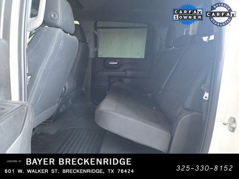 Used 2023 Chevrolet Silverado 2500 Custom w/ Custom Value Package image 12