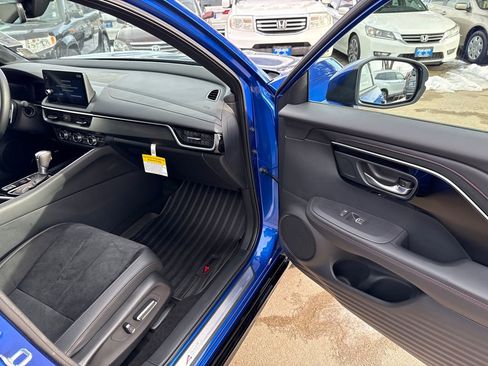 Certified 2025 Acura ADX A-Spec image 21