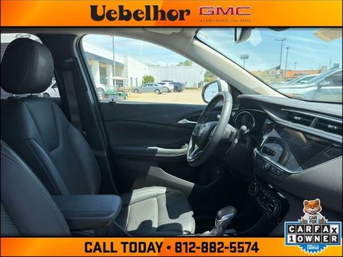Used 2022 Buick Encore GX Essence w/ Experience Buick Package AWD/4WD image 2