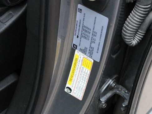 Used 2021 Cadillac Escalade Premium Luxury Platinum image 37