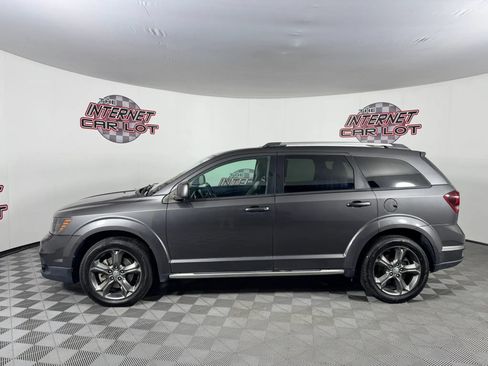 Used 2015 Dodge Journey Crossroad w/ Flexible Seating Group AWD/4WD image 4