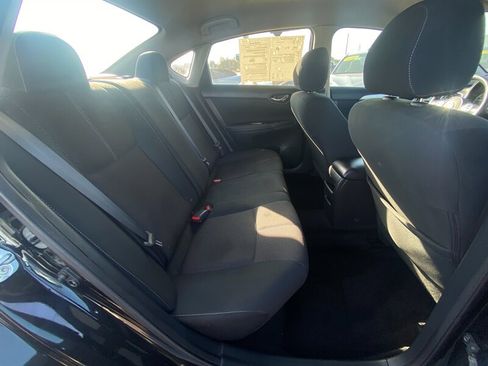 Used 2018 Nissan Sentra S image 13