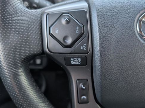 Used 2018 Toyota Tacoma 4x4 Double Cab image 27