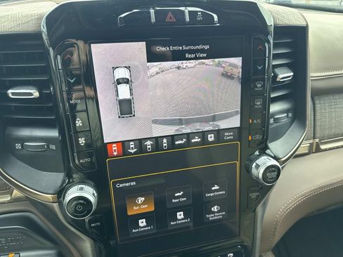 Used 2023 RAM 2500 Limited AWD/4WD image 50