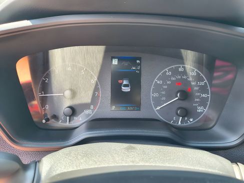 Used 2024 Toyota Corolla SE image 16