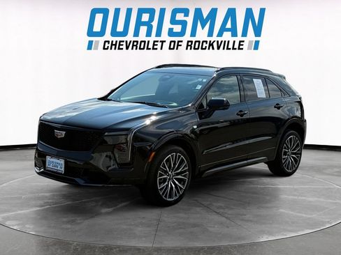 Used 2024 Cadillac XT4 Sport AWD/4WD image 2
