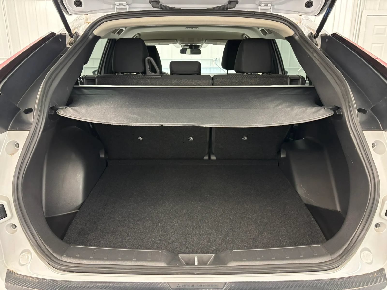 Used 2024 Mitsubishi Eclipse Cross LE AWD/4WD image 35