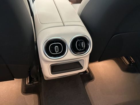 Used 2026 Mercedes-Benz GLC 300 GLC 300 image 21