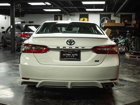 Used 2023 Toyota Camry SE image 6