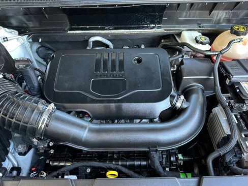 Certified 2023 GMC Acadia SLE w/ Elevation Edition image 25