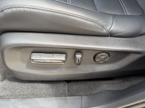 Used 2021 Honda CR-V Touring image 15