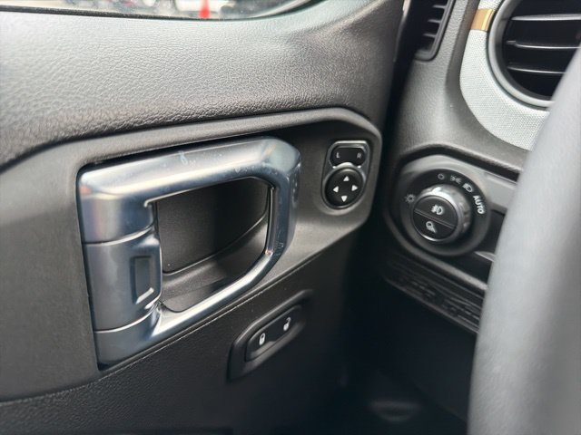 New 2026 Jeep Gladiator Sport AWD/4WD image 24