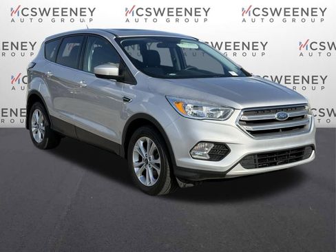 Used 2017 Ford Escape SE image 7