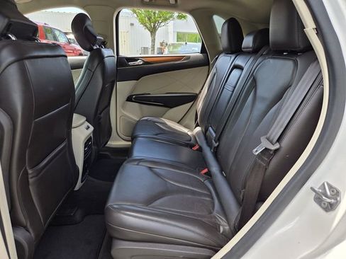 Used 2019 Lincoln MKC Select w/ Select Plus Package image 10