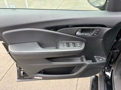 Used 2018 Honda Ridgeline RTL-E image 11