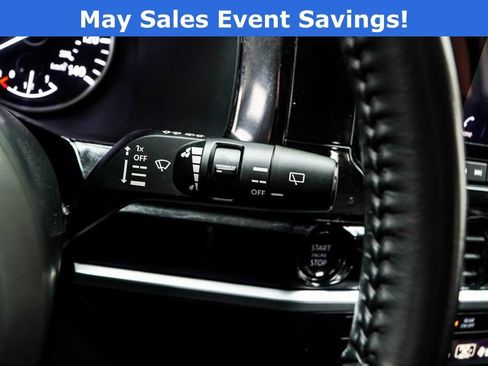 Used 2025 Nissan Pathfinder SV AWD/4WD image 32