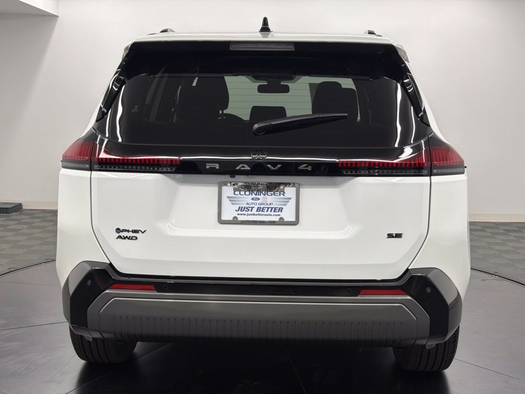 Used 2026 Toyota RAV4 SE AWD/4WD image 11
