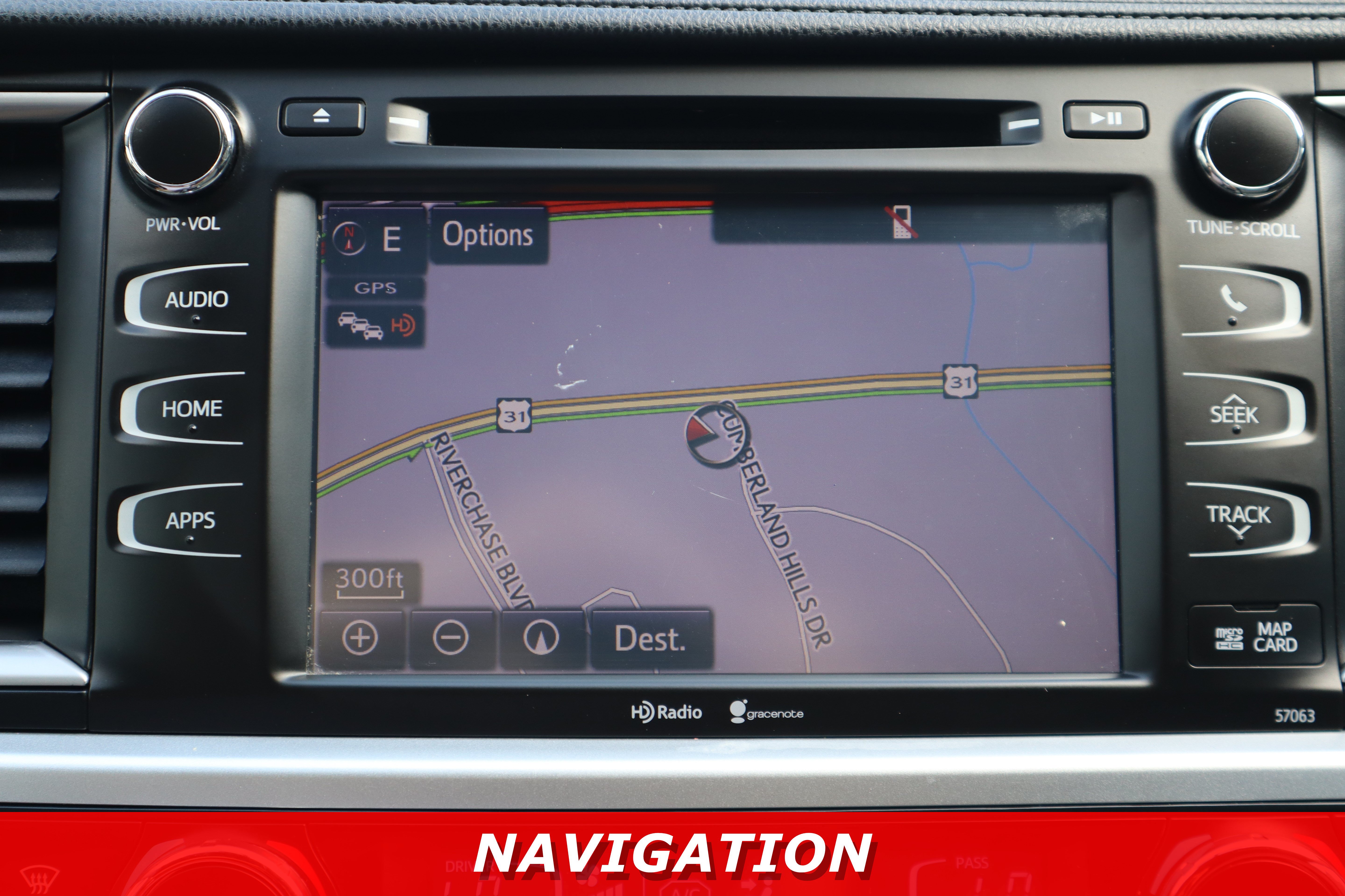 Used 2015 Toyota Highlander XLE FWD image 22