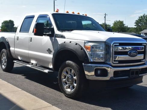 Used 2016 Ford F250 Lariat w/ Lariat Ultimate Package AWD/4WD image 14