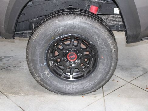 Used 2023 Toyota Tacoma TRD Pro image 18