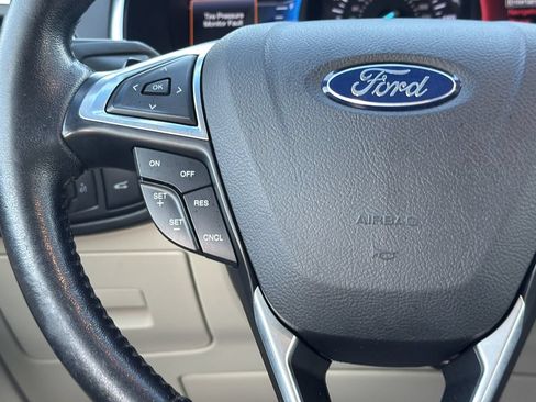 Used 2016 Ford Edge Titanium w/ Equipment Group 301A AWD/4WD image 16