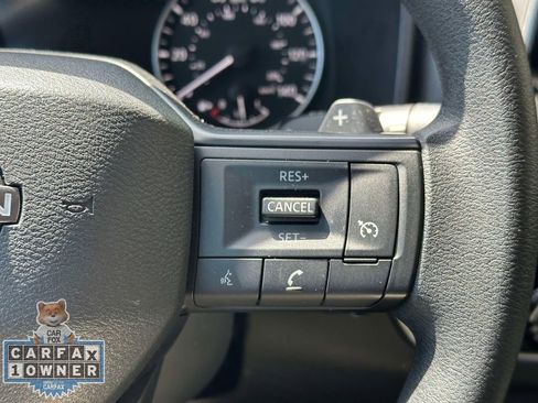 Used 2025 Nissan Rogue S AWD/4WD image 22