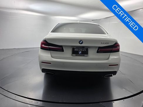 Used 2023 BMW 530i w/ Premium Package RWD image 5
