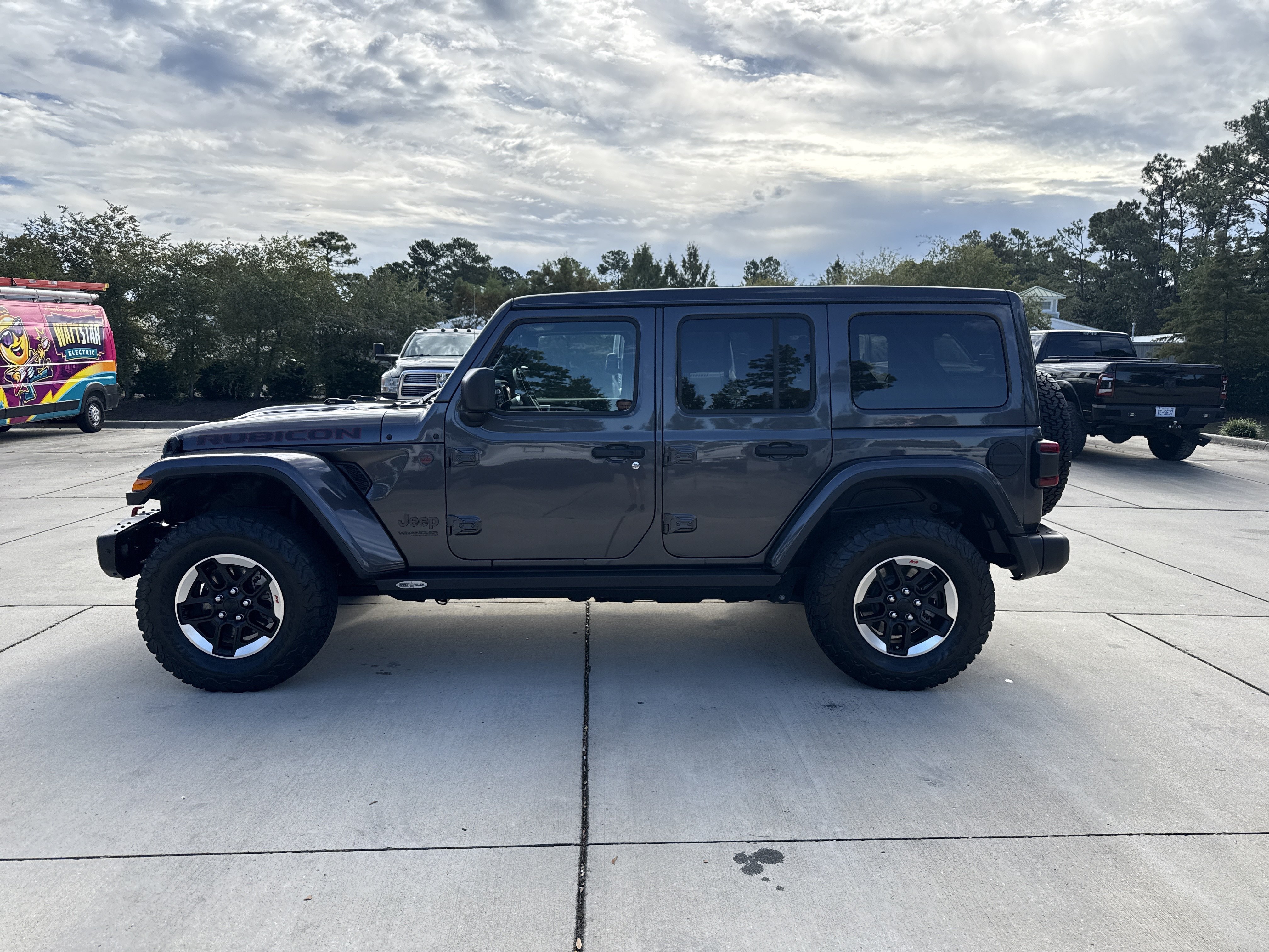 Used 2021 Jeep Wrangler Unlimited Rubicon AWD/4WD image 6