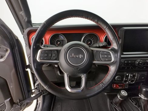 Used 2022 Jeep Gladiator Rubicon w/ Cold Weather Group AWD/4WD image 10