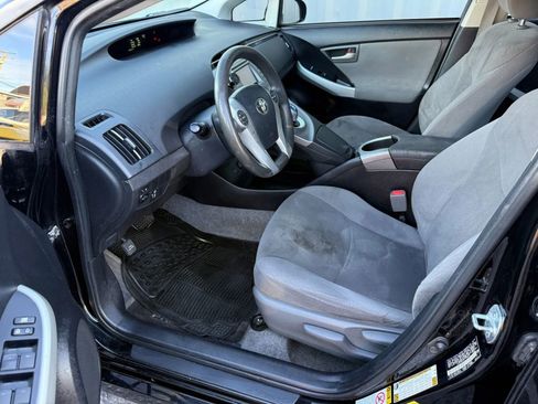 Used 2015 Toyota Prius Two w/ Preferred Accessory Package image 7