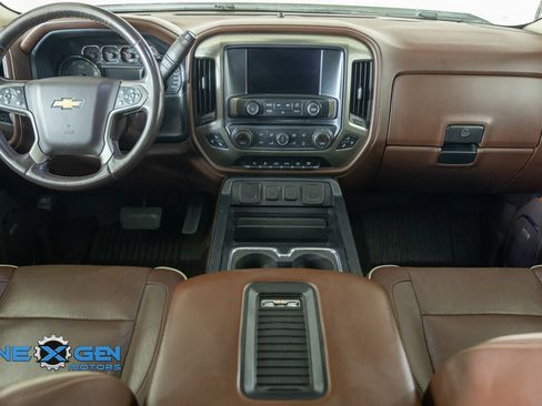 Used 2018 Chevrolet Silverado 3500 High Country w/ Duramax Plus Package AWD/4WD image 30
